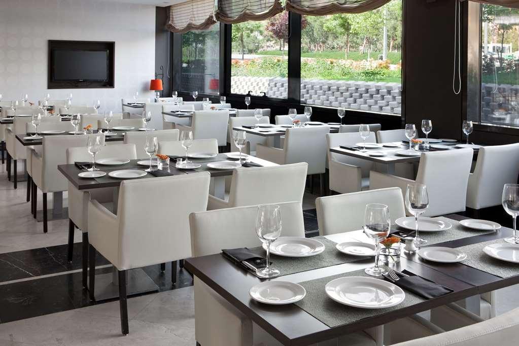 Hotel Nh Ribera Del Manzanares Madrid Ristorante foto