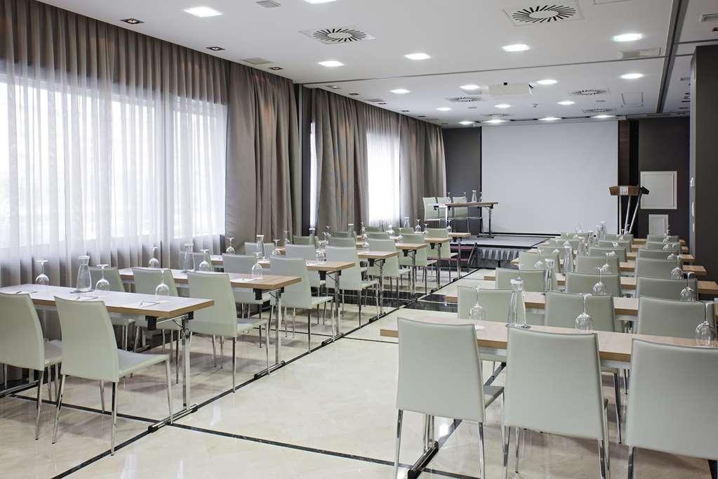 Hotel Nh Ribera Del Manzanares Madrid Servizi foto