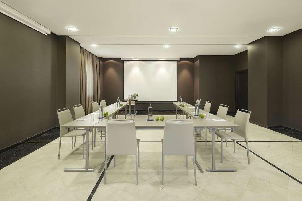 Hotel Nh Ribera Del Manzanares Madrid Servizi foto